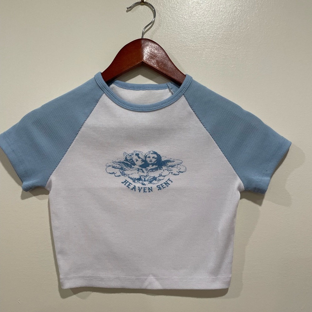 Heaven sent crop top tee size small